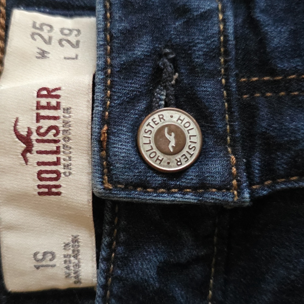 Hollister Women's Deep Blue Jeans